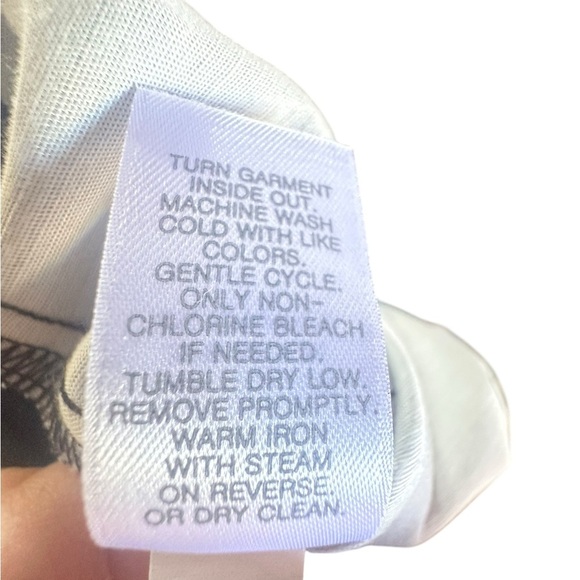 J. Jill Pencil Skirt Size 6 Jersey Stretch Black Mauve Floral Pen and Ink Print - Picture 8 of 8